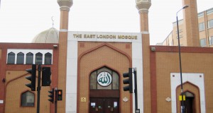 لتصحيح المعلومات المغلوطة عن الإسلام مسجد في بريطانيا يستضيف غير المسلمين